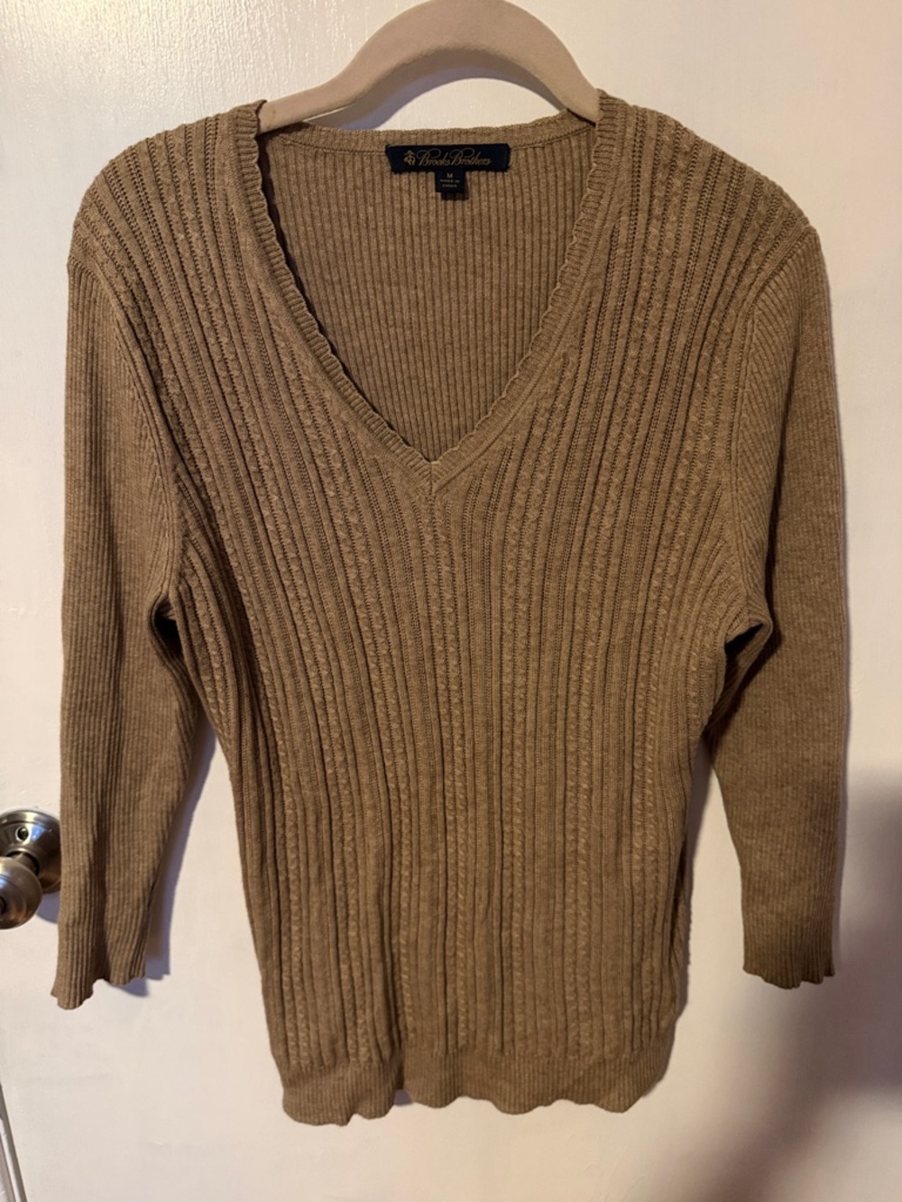 Brooks Brothers Ribbed V-Neck Sweater in Camel